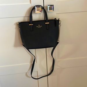 Like new black leather Kate spade bag with detachable long strap